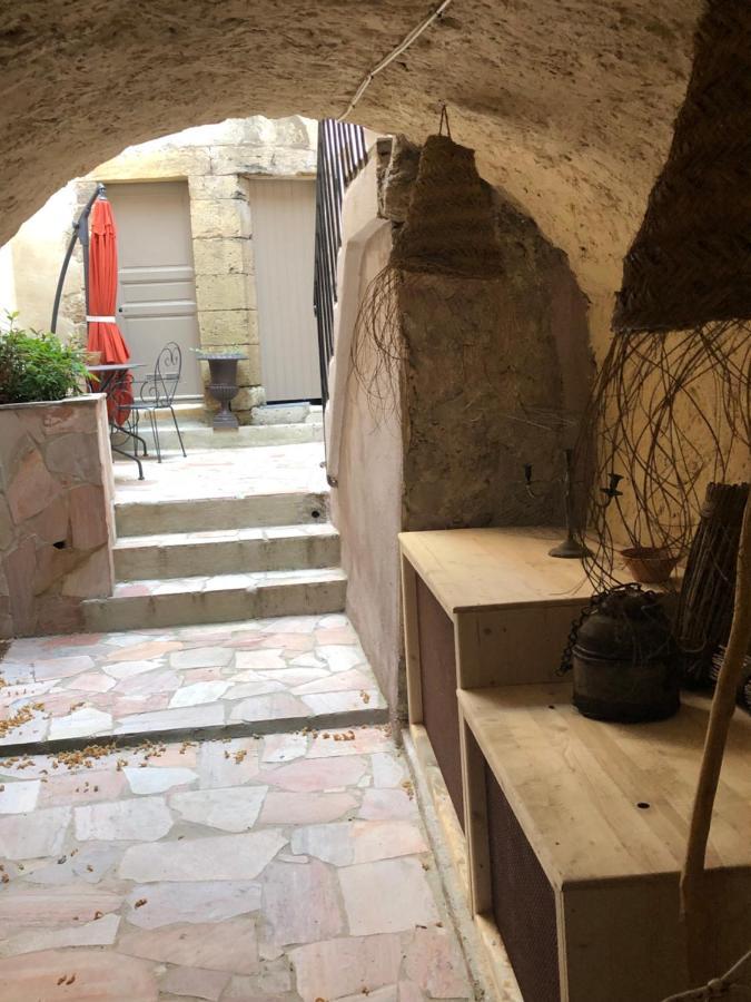 Вилла La Cour Лурмарин Экстерьер фото